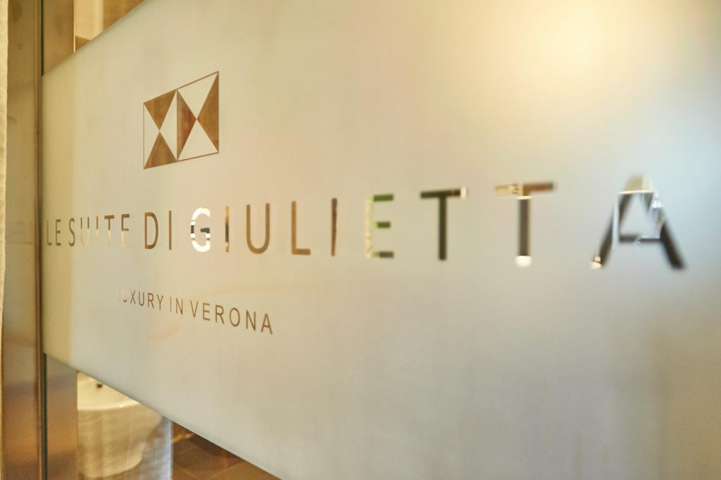 Le Suite Di Giulietta Verona Exterior photo